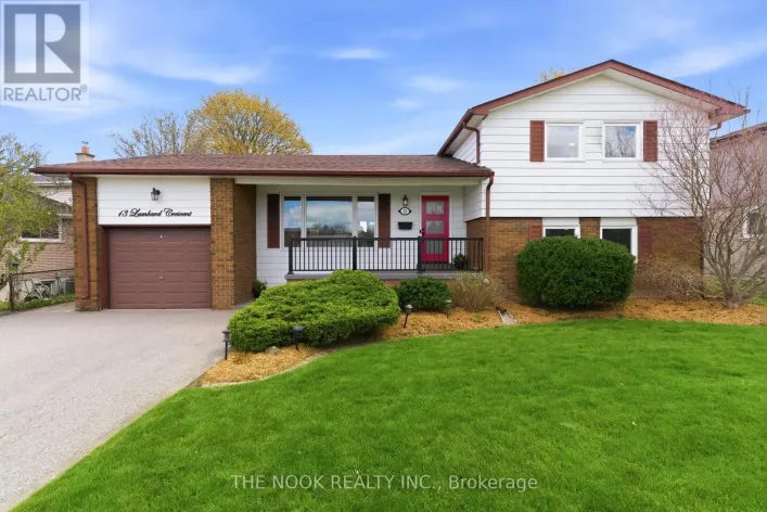 13 LAMBARD CRESCENT, Ajax