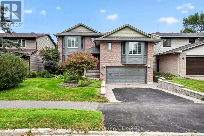 13 LYNHURST AVENUE, Ottawa