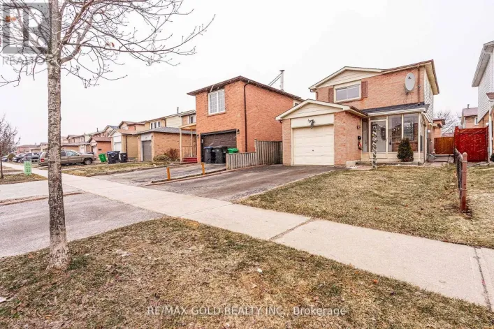 13 MARTINDALE CRESCENT, Brampton