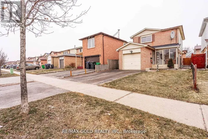 13 MARTINDALE CRESCENT, Brampton