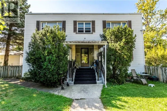 13 MCMASTER Avenue, Welland