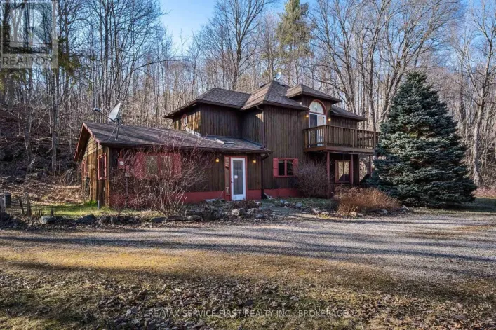13 PHEASANT LANE, Frontenac