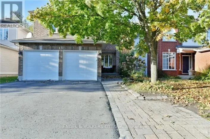 13 PICASSO DRIVE, Ottawa