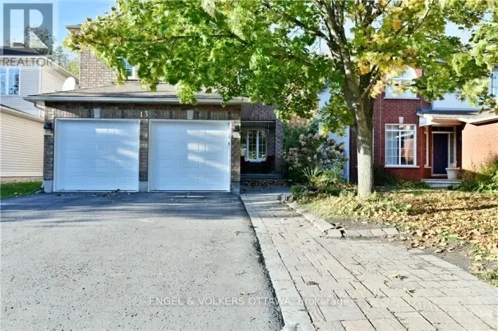 13 PICASSO DRIVE, Ottawa