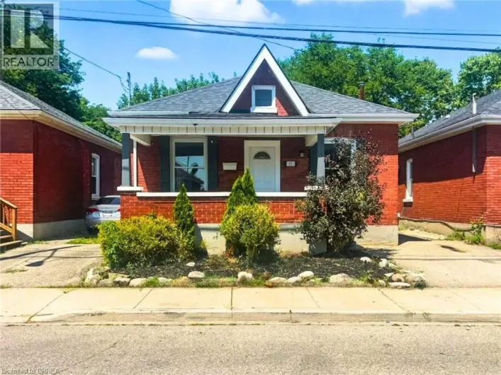 13 SALISBURY Avenue, Brantford