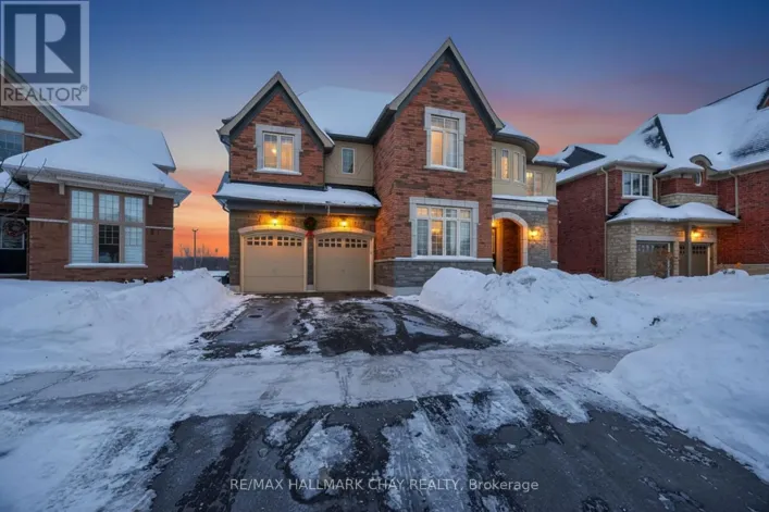 13 SANFORD CIRCLE, Springwater