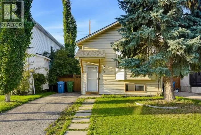 13 Shawglen Court SW, Calgary