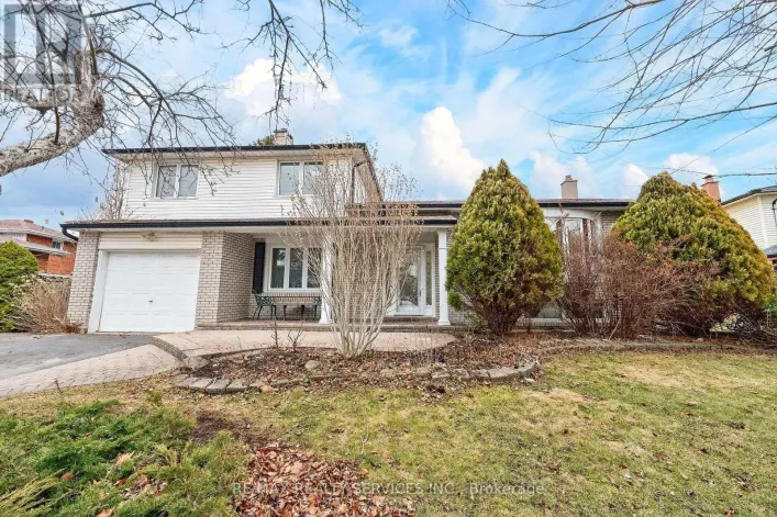 13 STRATHY ROAD, Ajax