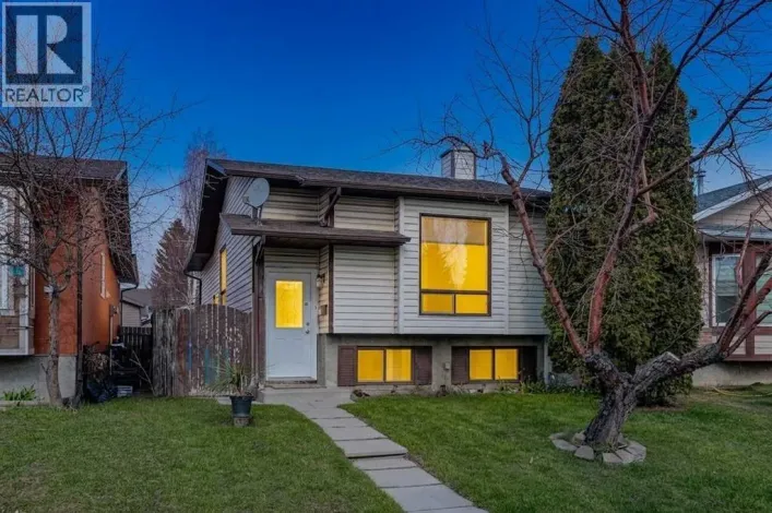 13 Taraglen Road NE, Calgary