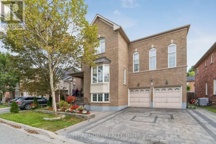 13 WESTON CRESCENT, Ajax