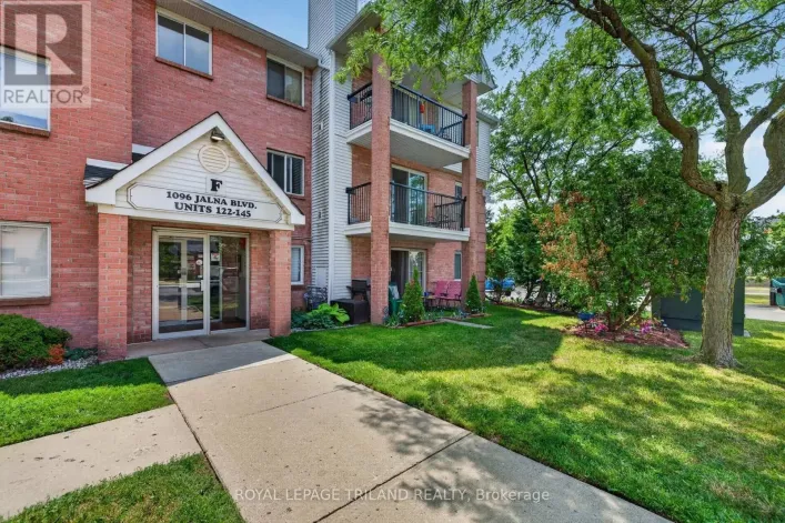 130 - 1096 JALNA BOULEVARD, London South