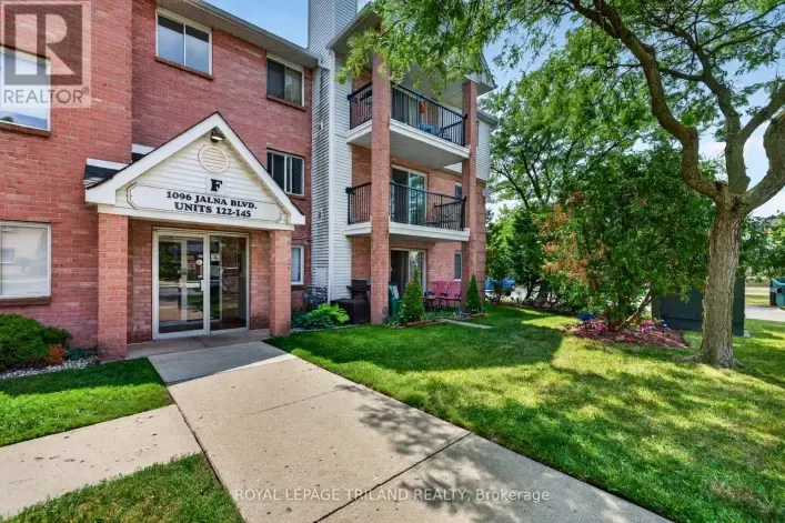 130 - 1096 JALNA BOULEVARD, London South
