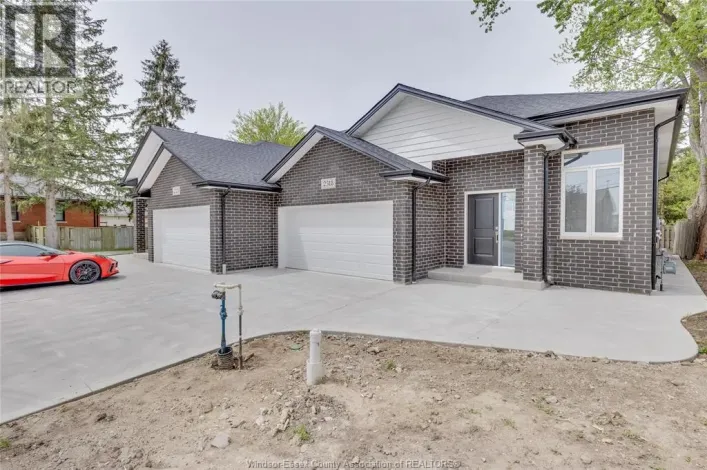 130 ANGELO AVENUE, LaSalle