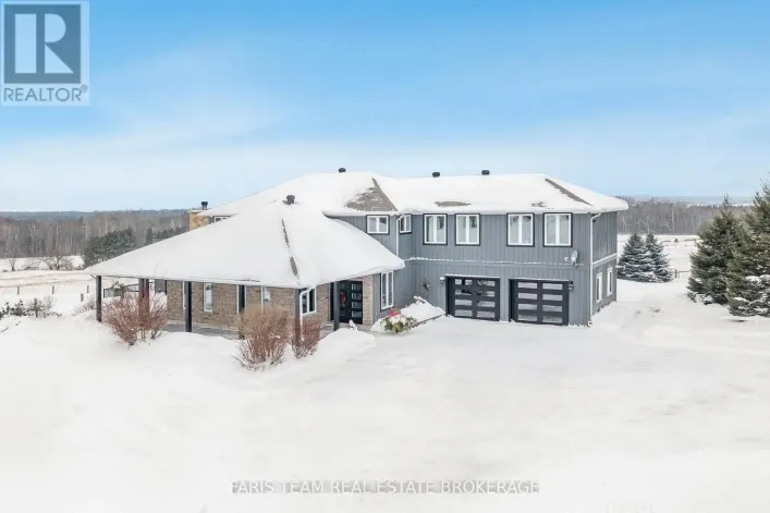 130 CONCESSION 15 W, Tiny