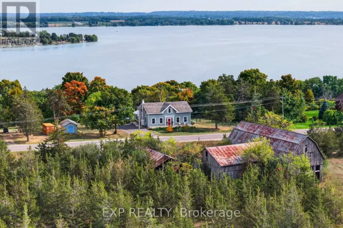 130 COUNTY 35 ROAD, Prince Edward County