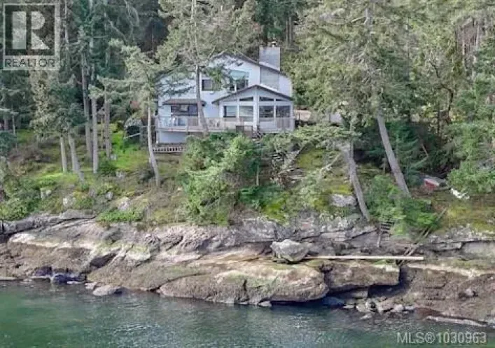 130 Easthom Rd, Gabriola Island