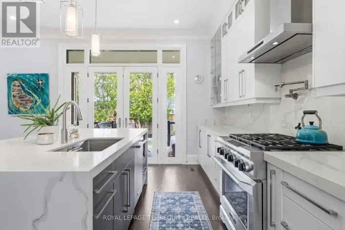 130 EDGECROFT ROAD, Toronto
