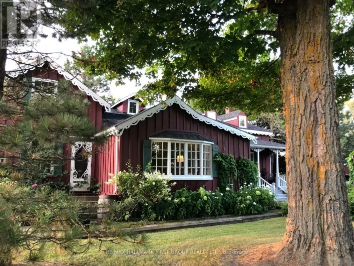 130 MYRTLE ROAD E, Whitby