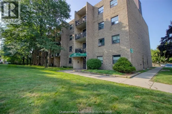 130 Park AVENUE East Unit# 404, Chatham