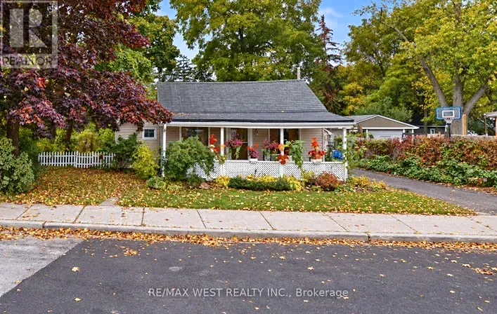 130 PINE STREET, Whitby