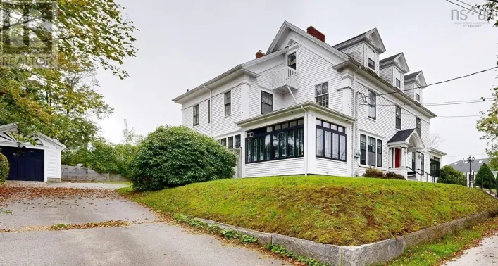 130 Water Street, Shelburne