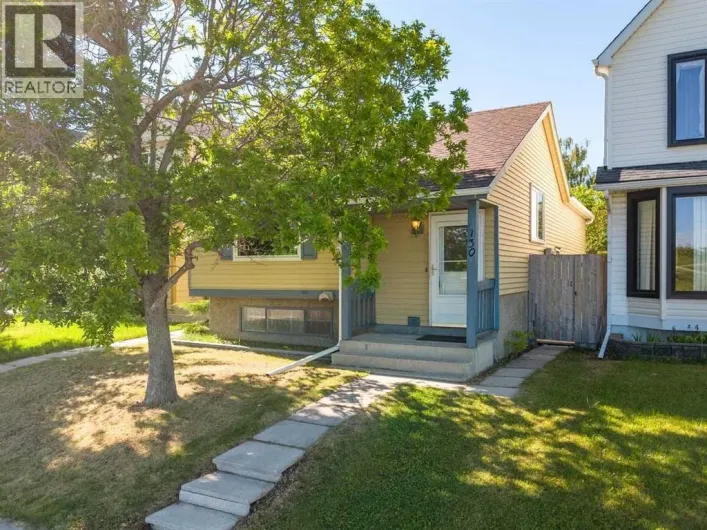 130 Woodbrook Way SW, Calgary