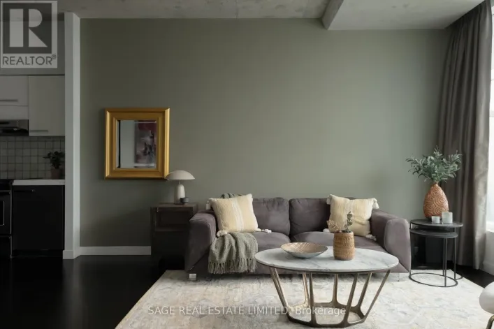 1301 - 552 WELLINGTON STREET W, Toronto