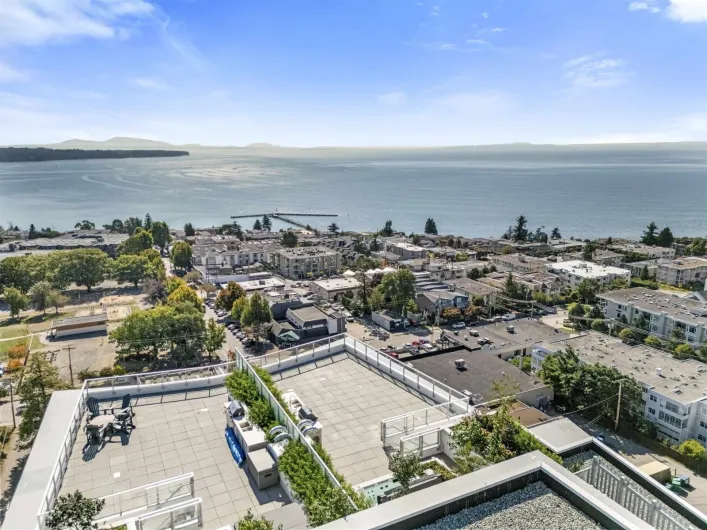 1302 1342 JOHNSTON ROAD, White Rock