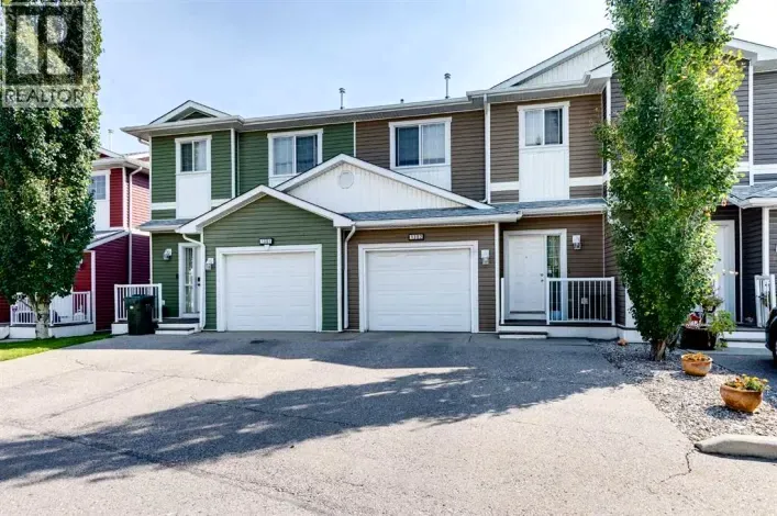 1302, 800 Yankee Valley Boulevard SE, Airdrie