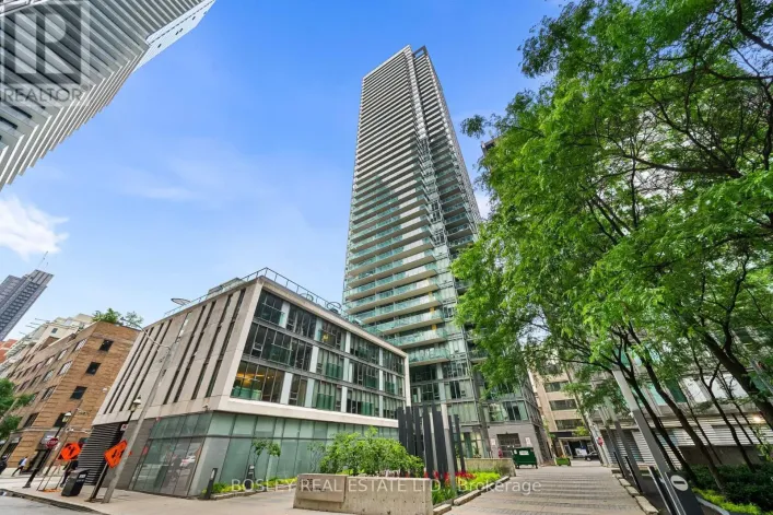 1303 - 33 LOMBARD STREET, Toronto