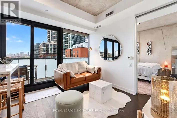 1305 - 11 CHARLOTTE STREET, Toronto