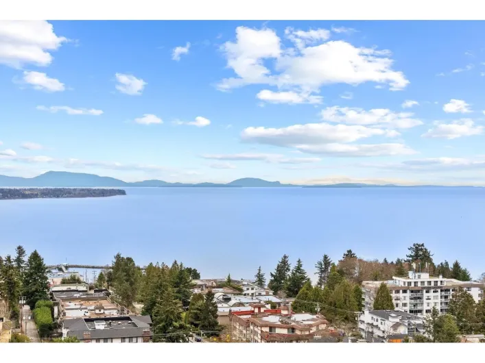 1305 1501 FOSTER STREET, White Rock