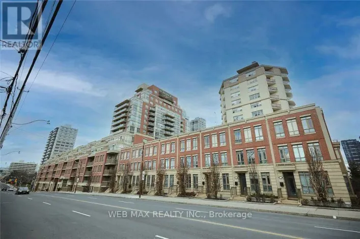 1305 - 900 MOUNT PLEASANT ROAD, Toronto