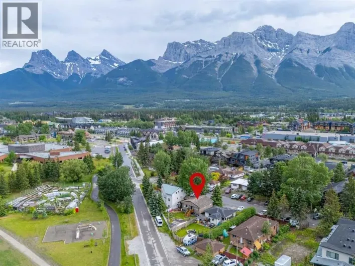 1306 1st Avenue, Canmore