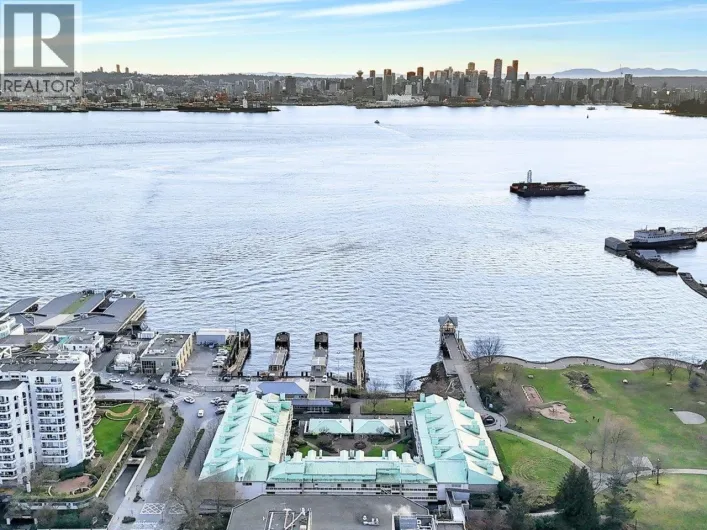 1306 33 CHESTERFIELD PLACE, North Vancouver