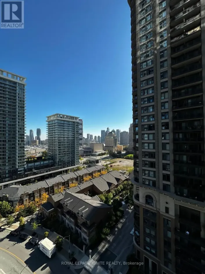 1307 - 395 SQUARE ONE DRIVE, Mississauga
