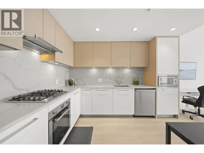 1307 567 CLARKE ROAD, Coquitlam