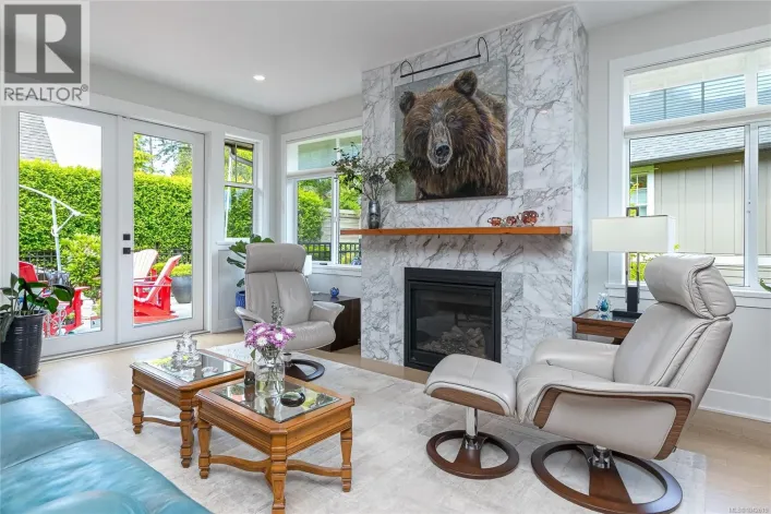 1307 Champions Crt, Langford