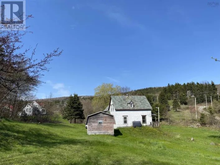 1307 Highway 19, Troy