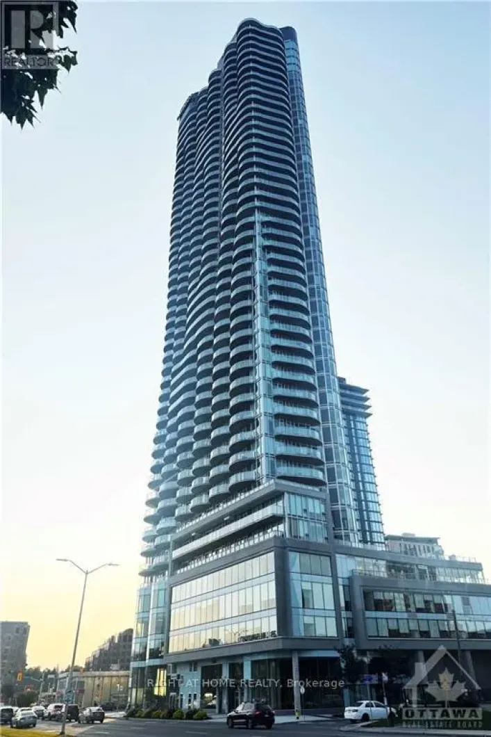 1308 - 805 CARLING AVENUE, Ottawa