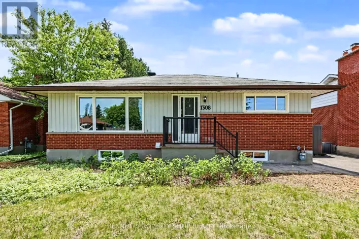 1308 RUSTIC DRIVE, Ottawa
