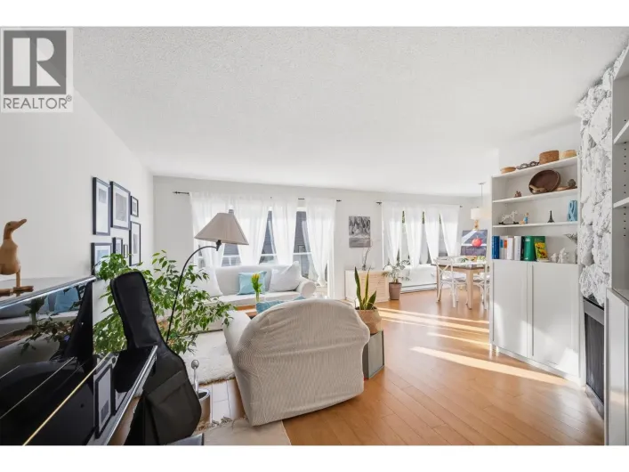 1309 MAHON AVENUE, North Vancouver