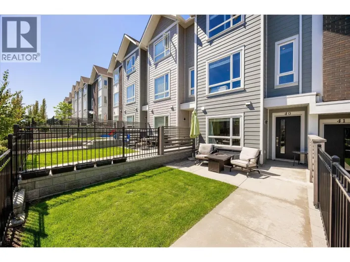 13098 Shoreline Way Unit# 40, Lake Country