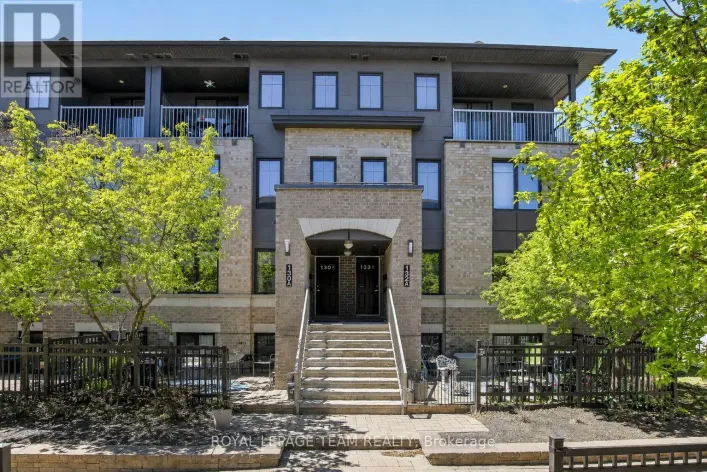 130A LINDENSHADE DRIVE, Ottawa