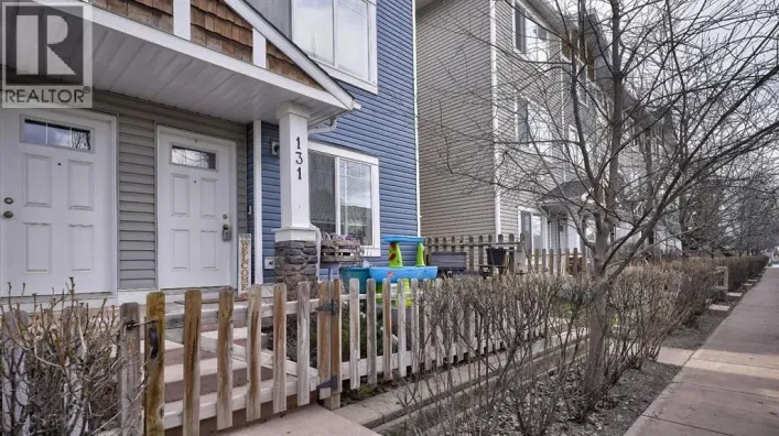 131, 2802 Kings Heights Gate SE, Airdrie