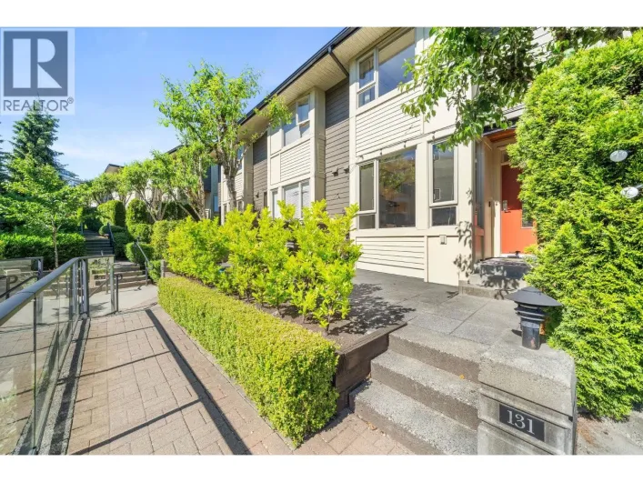 131 9229 UNIVERSITY CRESCENT, Burnaby