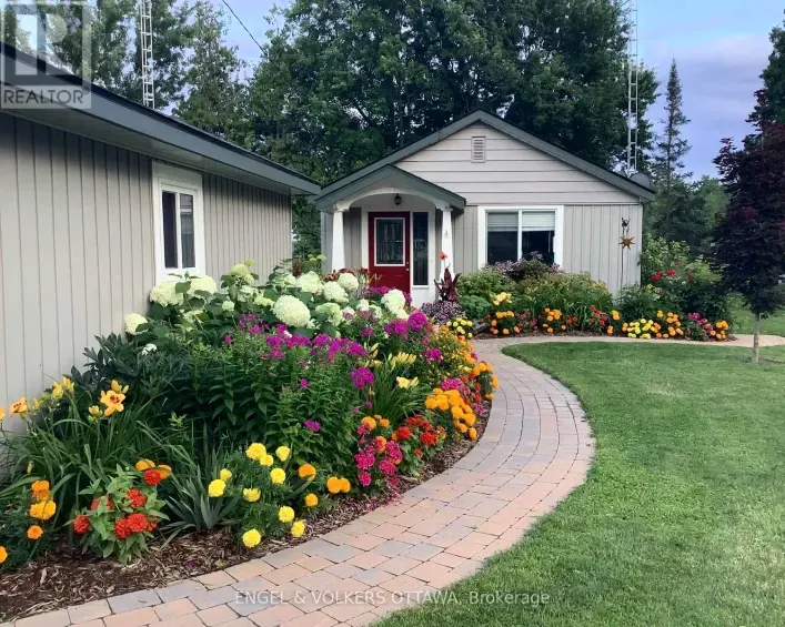 House for sale: 131 BAY STREET, Drummond/North Elmsley
