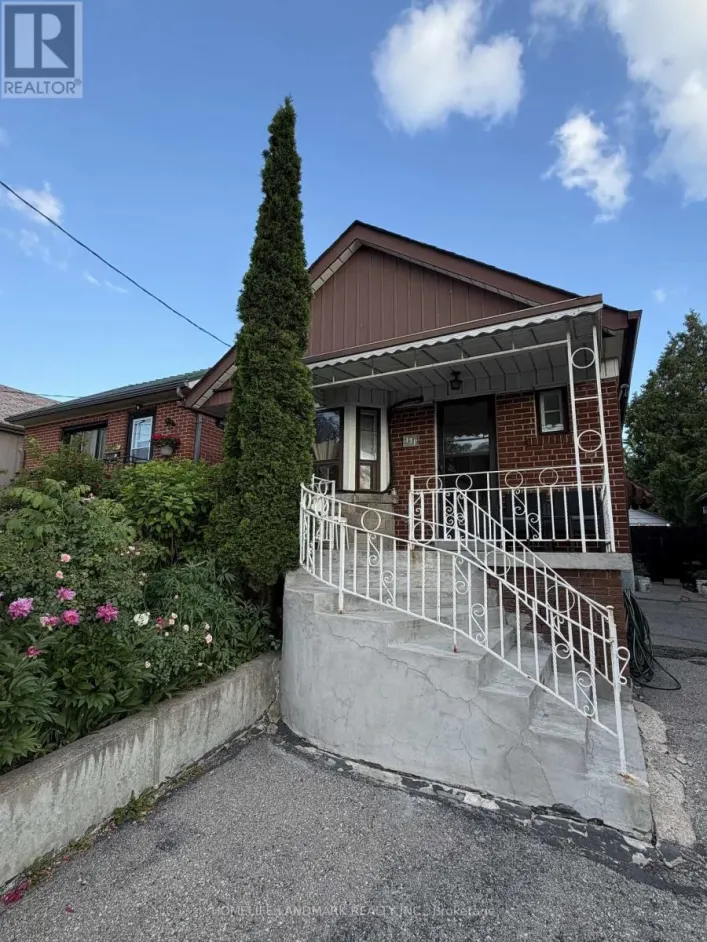 131 CAMERON AVENUE, Toronto