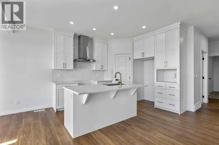 131 Corner Glen Grove NE, Calgary