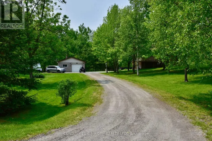131 GRAYBOW DRIVE, Parry Sound Remote Area
